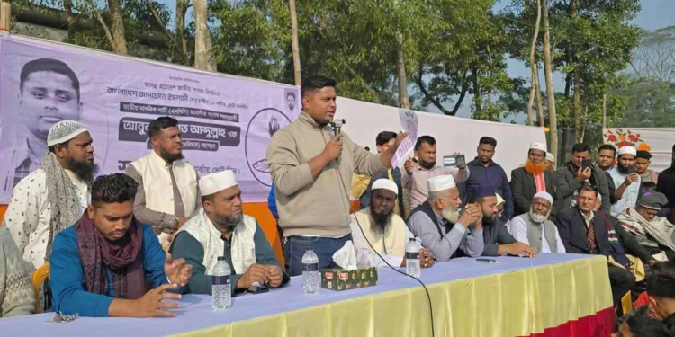 ভোটকেন্দ্র দখল করতে আসলে বেঁধে পুলিশে দেবেন: হাসনাত আব্দুল্লাহ