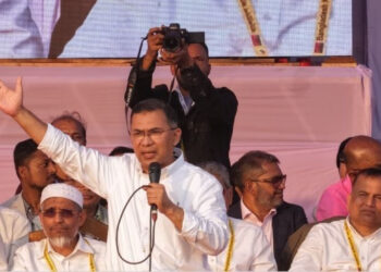 ১২ ফেব্রুয়ারি তাহাজ্জুদ নামাজ পড়তে উঠবেন: তারেক রহমান