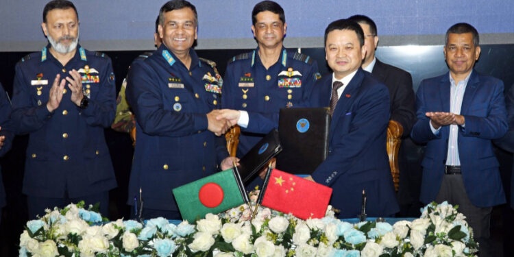 ড্রোন উৎপাদনে স্বনির্ভরতার পথে বাংলাদেশ: বিমান বাহিনীর সঙ্গে চীনের ঐতিহাসিক চুক্তি