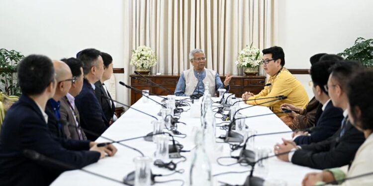 যে সরকারই আসুক, চীন-বাংলাদেশের মধ্যে কাজ চলমান থাকতে হবে: প্রধান উপদেষ্টা