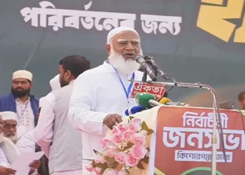 আইডি হ্যাকের বিষয়টি স্পষ্টের পরও এটা নিয়ে ব্যবসা করছে একটি দল