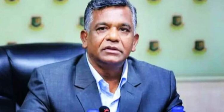 জরুরি বৈঠকে অংশ নিতে লাহোরে বিসিবি সভাপতি