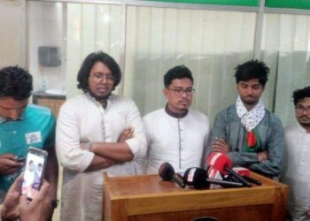 মোবাইল নিষিদ্ধের সিদ্ধান্ত বাতিলের বিষয়ে ইসি আশ্বস্ত করেছে: সাদিক কায়েম