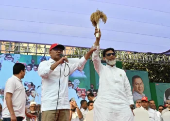 দেশ গঠনে একসঙ্গে কাজ করার আহ্বান তারেক রহমানের