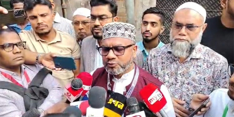 ঢাকা-৬: ভোটকেন্দ্রের স্বচ্ছতা নিয়ে উদ্বেগ প্রকাশ জামায়াত প্রার্থীর