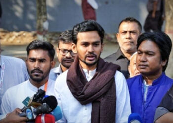 আইনশৃঙ্খলা রক্ষাকারী বাহিনীর কার্যক্রম নিয়ে আমরা খুবই হতাশ: আসিফ মাহমুদ