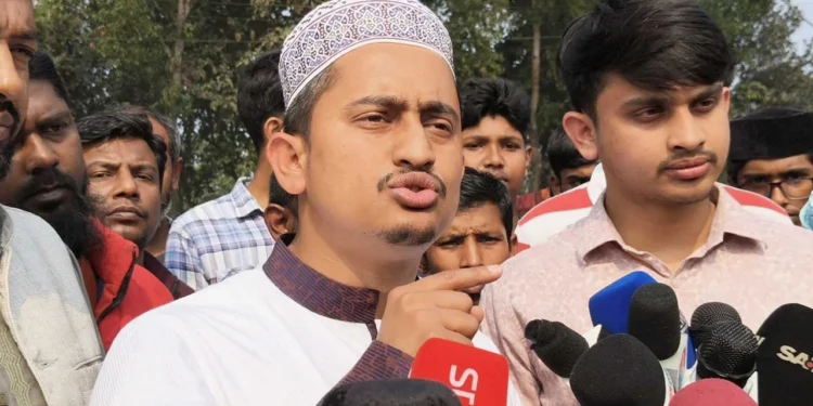 প্রতিদ্বন্দ্বী বিজয়ী প্রার্থীকে শুভেচ্ছা জানালেন সারজিস