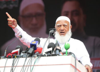 নির্বাচনী সমীকরণ ও জামায়াতে ইসলামীর কৌশল: ডা. শফিকুর রহমানের নীরবতার নেপথ্যে কী?