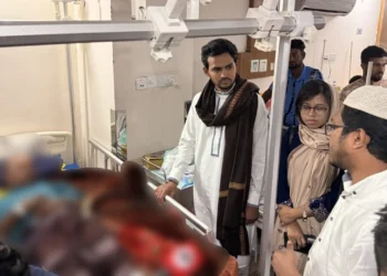 আওয়ামী লীগকে পুনর্বাসনের শর্তে বিএনপির সংখ্যাগরিষ্ঠতা: আসিফ মাহমুদ