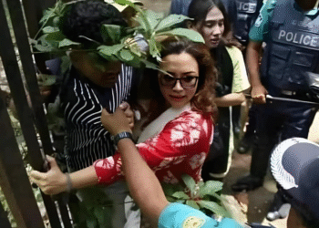 হুমকির মুখে ঢাবি শিক্ষিকা শেহরিন আমিন মোনামী; হাদি হত্যার পুনরাবৃত্তির আশঙ্কা