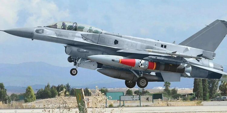 ইসরায়েল থেকে ৮.৭ বিলিয়ন ডলারের অস্ত্র কিনছে ভারত