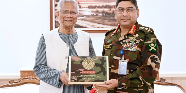 প্রধান উপদেষ্টার সঙ্গে বিদায়ী সাক্ষাৎ করলেন সেনাপ্রধান