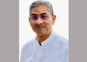 মন্ত্রিসভার শপথের জন্য ডাক পেলেন এ্যানি