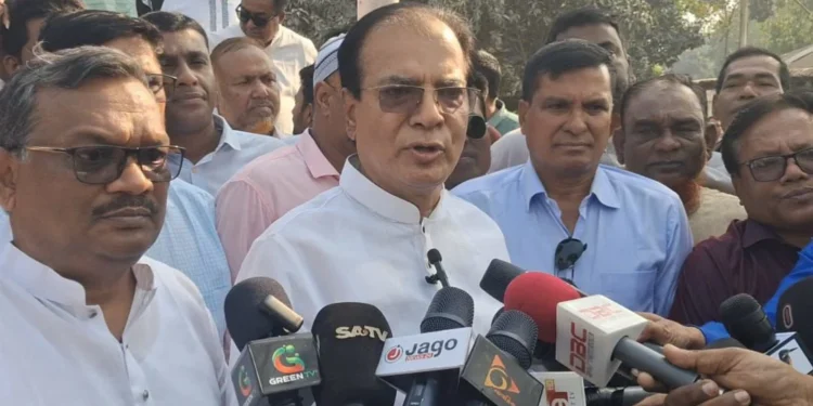 ঈদের আগেই চালু হচ্ছে ফ্যামিলি কার্ড, পাইলট প্রকল্প ৮ উপজেলায়