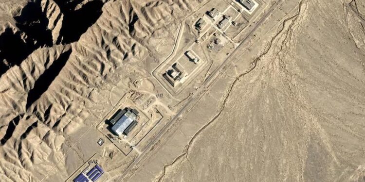 গোপনে পারমাণবিক পরীক্ষা চালিয়েছে চীন: দাবি মার্কিন গোয়েন্দাদের