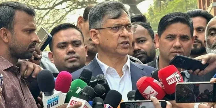 পুলিশের শীর্ষ পর্যায়ে শিগগির পরিবর্তন আসবে: স্বরাষ্ট্রমন্ত্রী