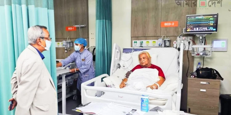 হাসপাতালে সেলিনা রহমানকে দেখতে গেলেন বিএনপি নেতা জয়নুল আবেদীন