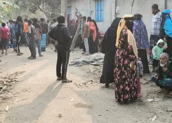 আধিপত্য বিস্তার নিয়ে নড়াইলে ভয়াবহ সংঘর্ষ, বাবা-ছেলেসহ নিহত ৪