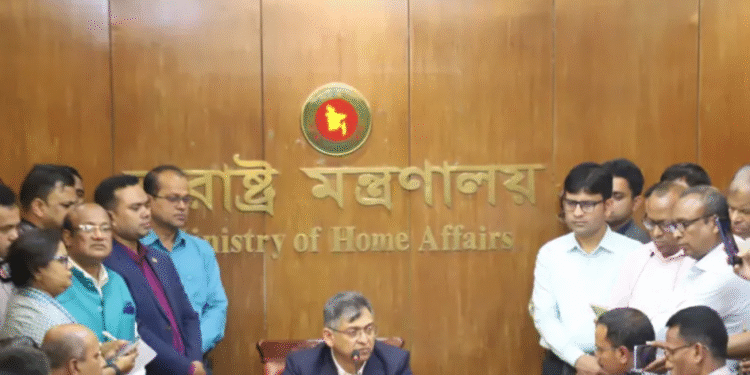 পিলখানায় বিডিআর বিদ্রোহের ঘটনা পুনঃতদন্তে নতুন করে কমিশন গঠন করতে চায় সরকার