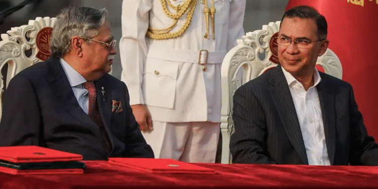 বিএনপি যদি মনে করে আমি থাকি, তাহলে আমি থাকব: রাষ্ট্রপতি