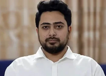 হান্নান মাসউদের গাড়িবহরে হামলা করেছে বিএনপি-আ.লীগ সন্ত্রাসীরা: নাহিদ