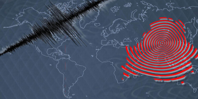 জুমার পরপরই ভূমিকম্পে কাঁপলো দেশ