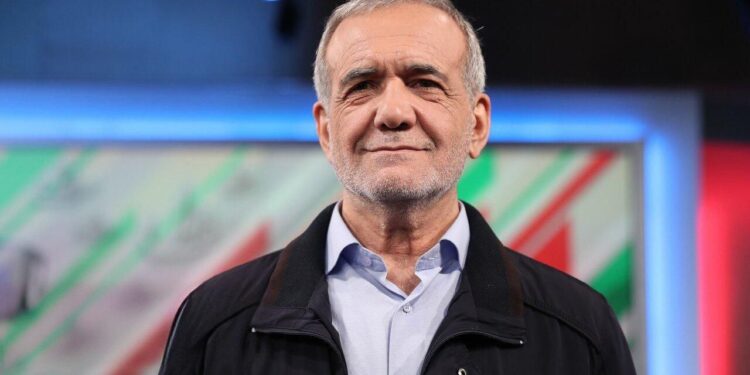 তেহরানে যুক্তরাষ্ট্র-ইসরায়েলের যৌথ হামলা: লক্ষ্যবস্তু প্রেসিডেন্ট পেজেশকিয়ান