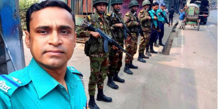 জুলাইয়ে পুলিশ হত্যার তদন্ত ঘোষণার পর প্রশাসনের ‘ফ্যাসিবাদী’ অংশের উল্লাস!