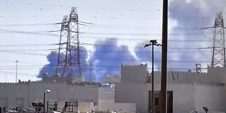 কাতারে যুক্তরাষ্ট্রের ১.১ বিলিয়ন ডলারের রাডার গুড়িয়ে দিয়েছে ইরান