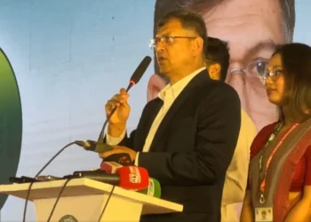 গণভবন নয়, আলোচনার কেন্দ্রবিন্দু হবে সংসদ: স্বরাষ্ট্রমন্ত্রী