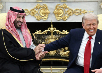 ইরানে হামলা চালাতে যুক্তরাষ্ট্রকে চাপ দেয় সৌদি আরব