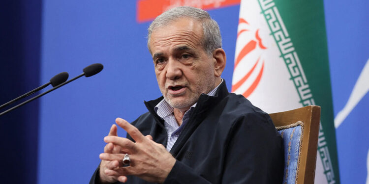 কঠোর আঘাত অব্যাহত রাখবে ইরান: প্রেসিডেন্ট পেজেশকিয়ান