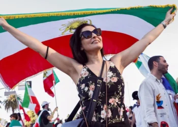 খামেনির মৃত্যুর খবরে ইরানি-আমেরিকানদের উল্লাস