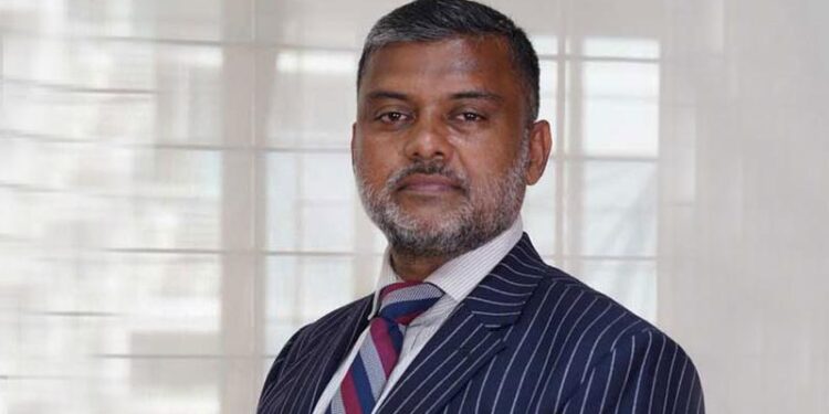 একটি দল নিজের পায়ে কুড়াল মারার চেষ্টা করছে: শিশির মনির