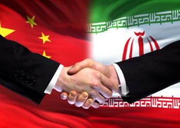 হরমুজ প্রণালিতে কেবল চীনা জাহাজ চলাচলের অনুমতি দিল ইরান