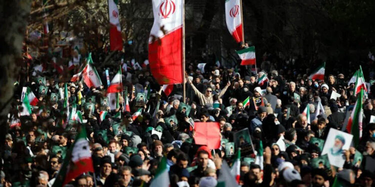 সমঝোতার প্রস্তাব প্রত্যাখ্যান, লড়াই চালিয়ে যাওয়ার ইঙ্গিত ইরানের