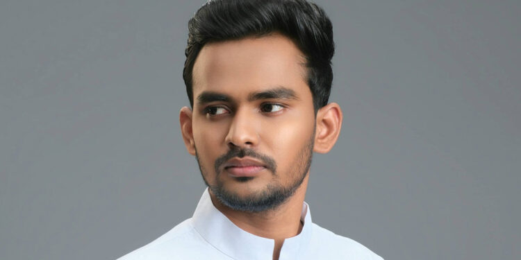 আসিফ মাহমুদের ব্যাংক হিসাব তলব: নিজেই স্টেটমেন্ট দেওয়ার ঘোষণা