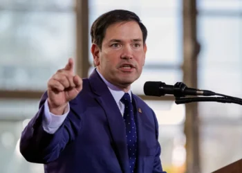 যুক্তরাষ্ট্রের স্বীকারোক্তি: ‘ইসরাইলের ফাঁদে’ পড়েই ইরানে মার্কিন হামলা