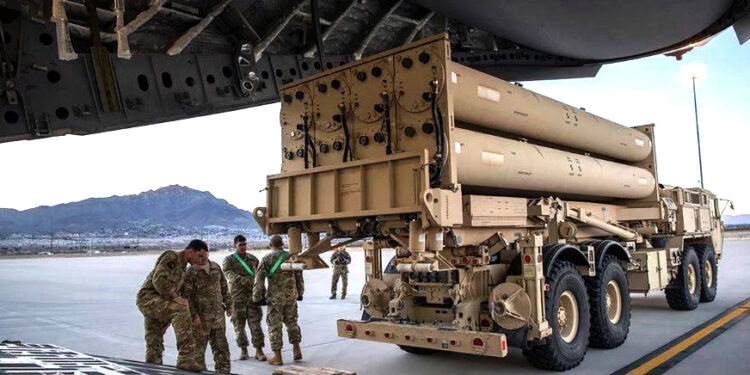 ইরান যুদ্ধে অস্ত্রের সংকটে যুক্তরাষ্ট্র: দ্রুত ফুরিয়ে আসছে মিসাইল ও ইন্টারসেপ্টর