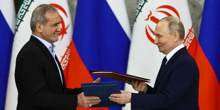 মধ্যপ্রাচ্যে রাশিয়ার ‘মাস্টারপ্ল্যান’: মার্কিন যুদ্ধজাহাজের গোপন তথ্য যাচ্ছে ইরানের হাতে