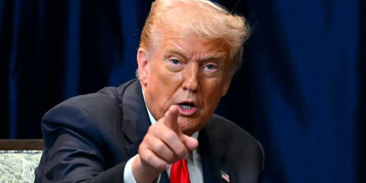 ট্রাম্পকে দুঃসংবাদ দিল মার্কিন গোয়েন্দারা