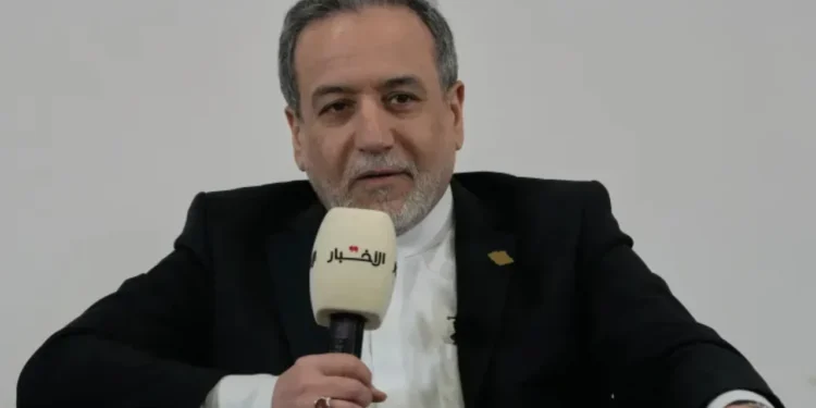 তেল ও পানি শোধনাগারে হামলার প্রতিশোধ নেওয়ার ঘোষণা ইরানের