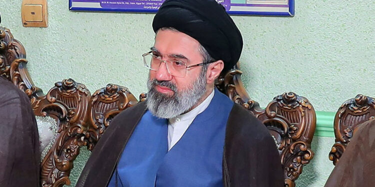 ট্রাম্পের হিসাব উল্টে গেল ইরানে: আলি খামেনির পর আরও শক্তিশালী কট্টরপন্থীরা