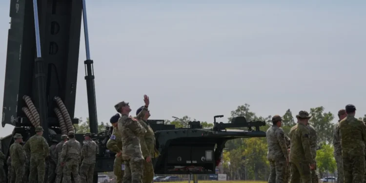 প্রথমবার ‘ডার্ক ঈগল’ মোতায়েন করল যুক্তরাষ্ট্র