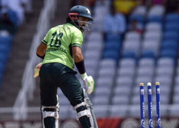 নাহিদের সামনে দাঁড়াতেই পারল না পাকিস্তান