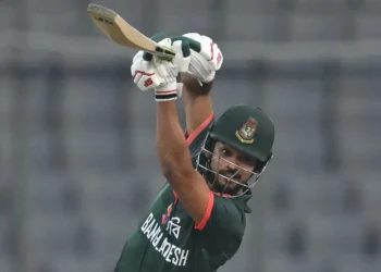 পাকিস্তানকে উড়িয়ে সিরিজে এগিয়ে গেল বাংলাদেশ