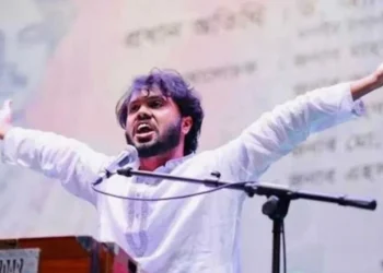 বিপ্লবী হাদিকে হারিয়ে লেখক হাদির বইয়ের চাহিদা তুঙ্গে