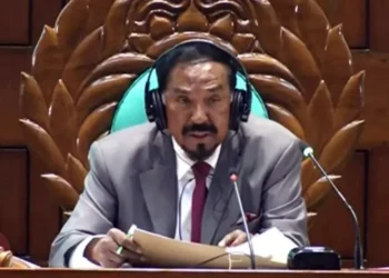 গণভোটে রাজি না হলে নির্বাচন দিত না, তাই রাজি হয়েছি: স্পিকার