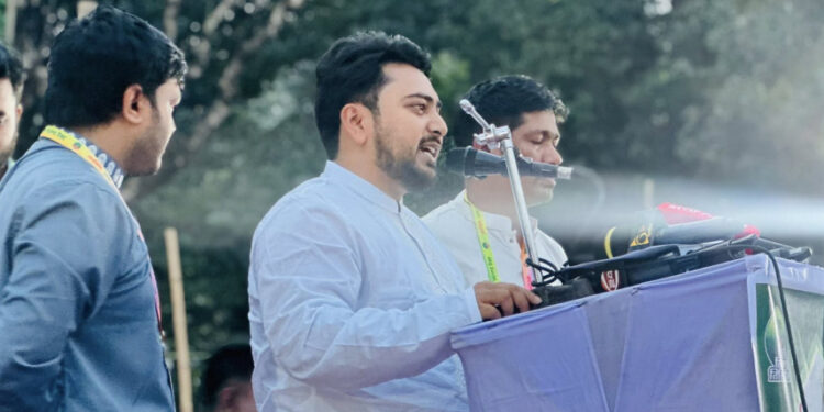 সংস্কারের বিপক্ষে স্পষ্ট অবস্থান নিয়েছে সরকার: নাহিদ ইসলাম