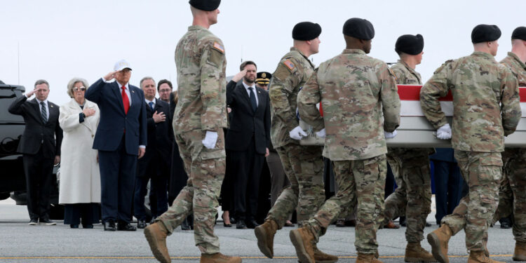 ইরান যুদ্ধে যুক্তরাষ্ট্রের ১৩ সেনা নিহত, আহত বেড়ে ২০০